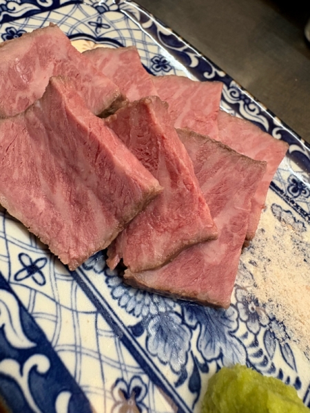 熊本あか牛　熟成モモのローストビーフ
